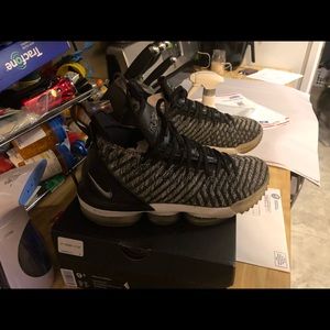 MENS LEBRON JAMES BB2 330 BLACK LEATHER GRAY FLYKNIT 9.5